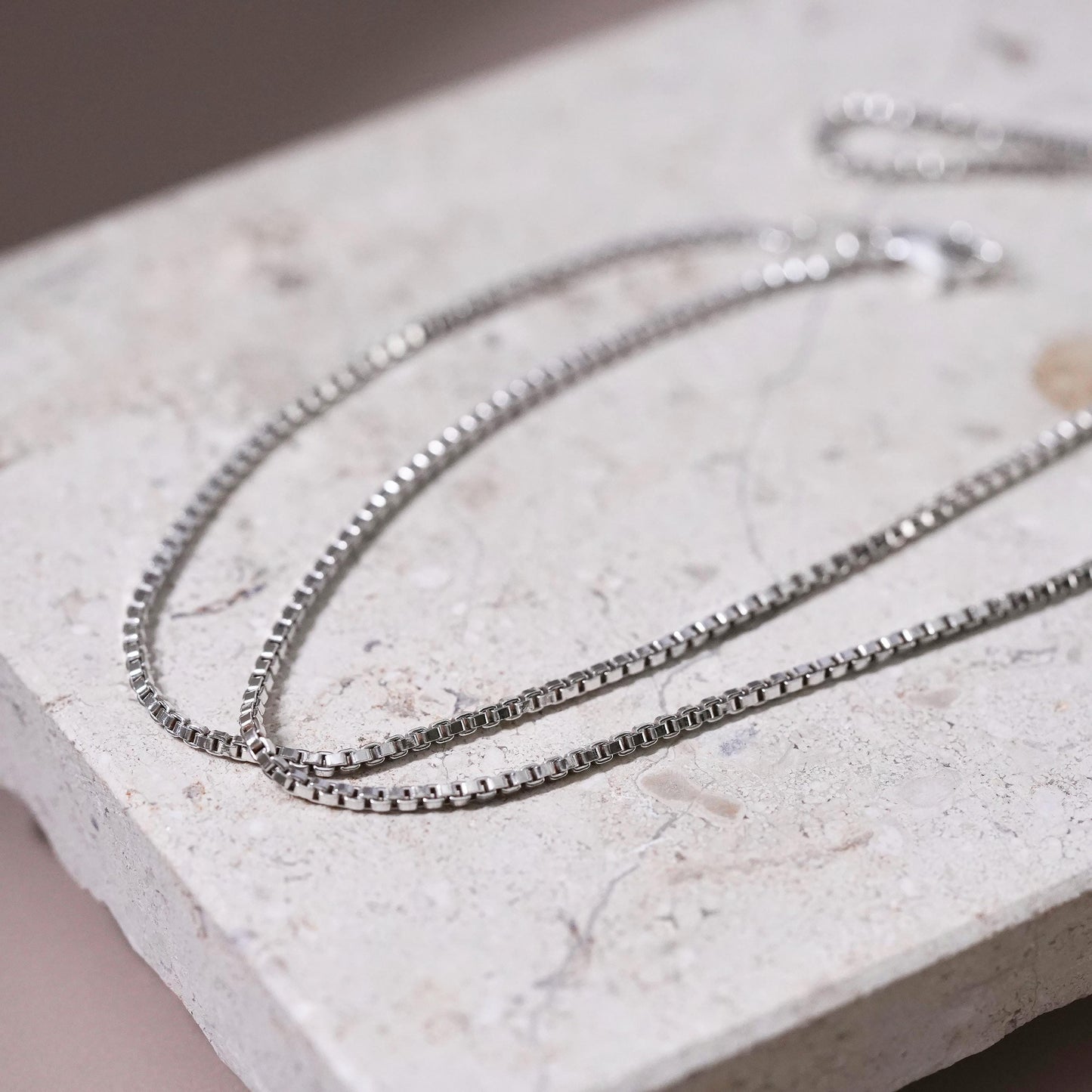 20" 2mm, vintage Sterling silver necklace, 925 box chain