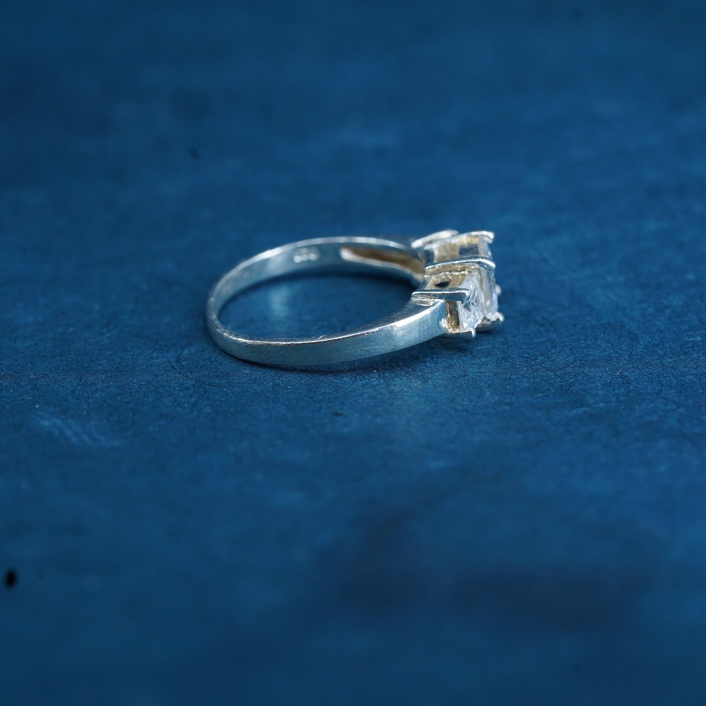 Size 9, vintage Sterling 925 silver engagement ring with cluster Cz around