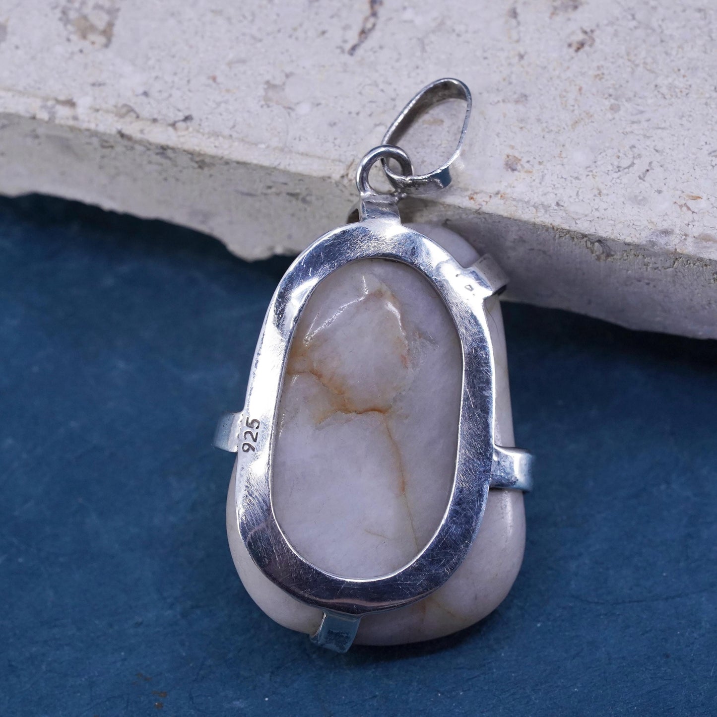 Vintage sterling 925 silver handmade pendant with pink jasper inlay