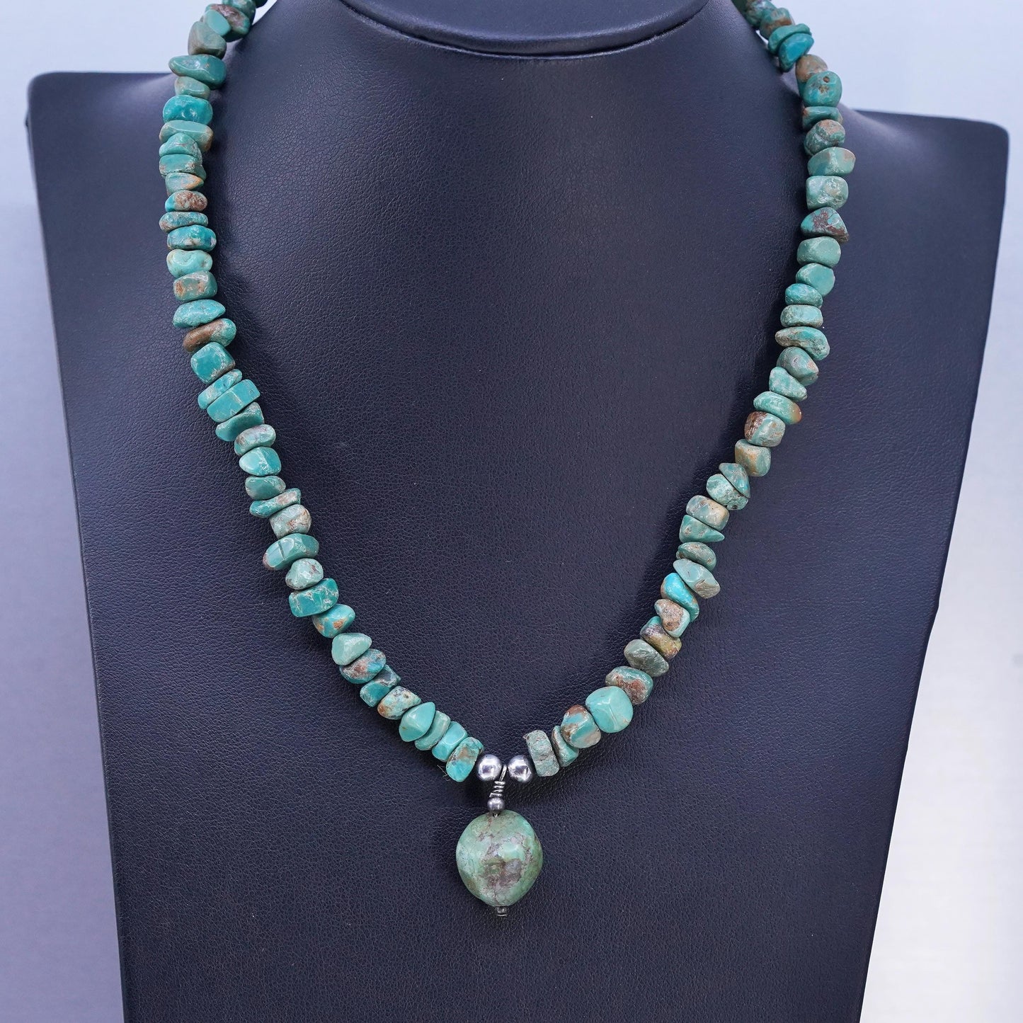 16+2", Native American Q.T. Sterling 925 silver necklace with turquoise beads