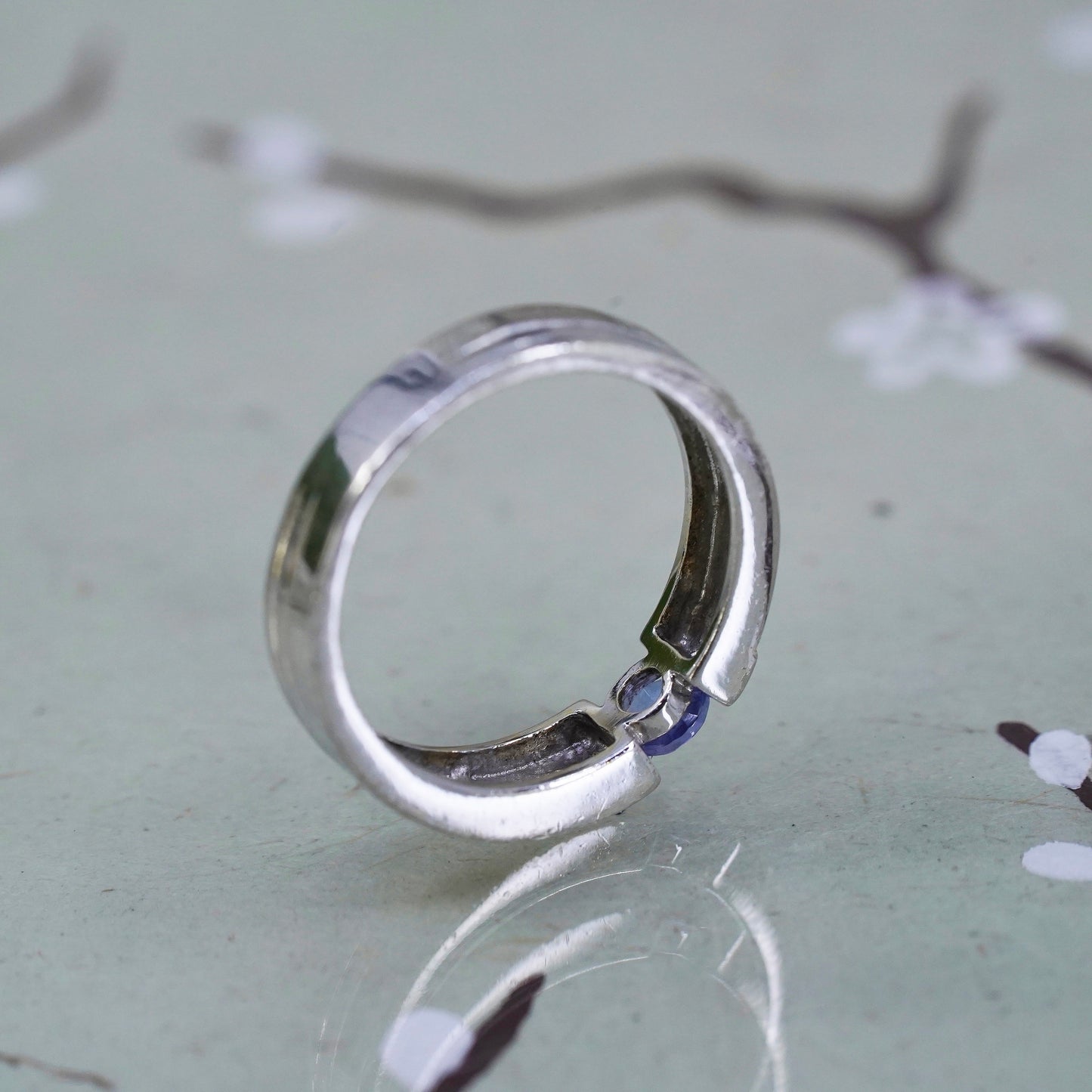 Size 7, vintage Sterling silver handmade cocktail ring, 925 band with amethyst