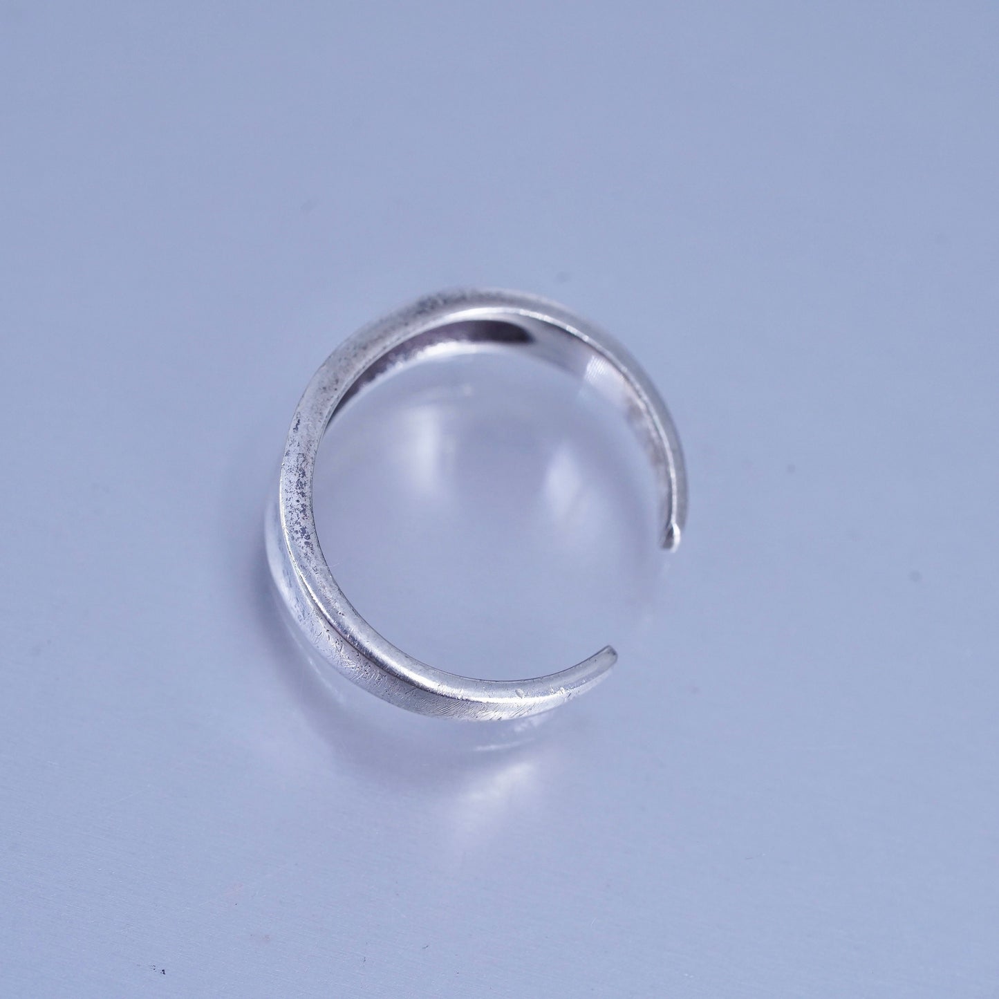 Size 5, VTG southwestern Sterling 925 silver handmade ring, textured open band