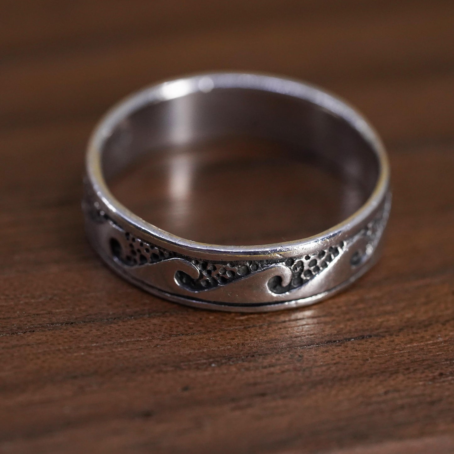 Size 6.75, vintage Sterling silver handmade ring, 925 wavy wave band