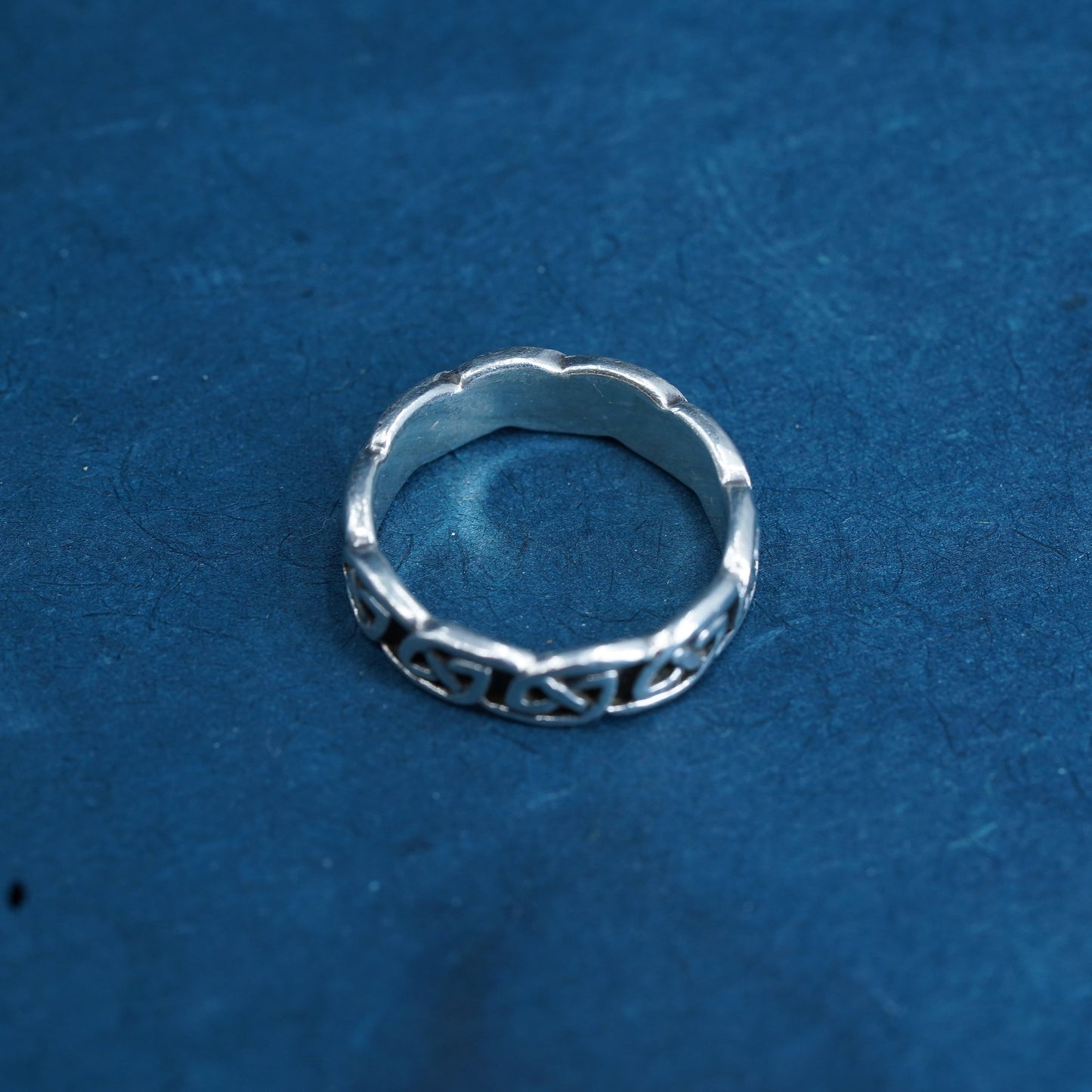 Size 8, vintage Sterling silver handmade ring, irish celtic knot 925 band