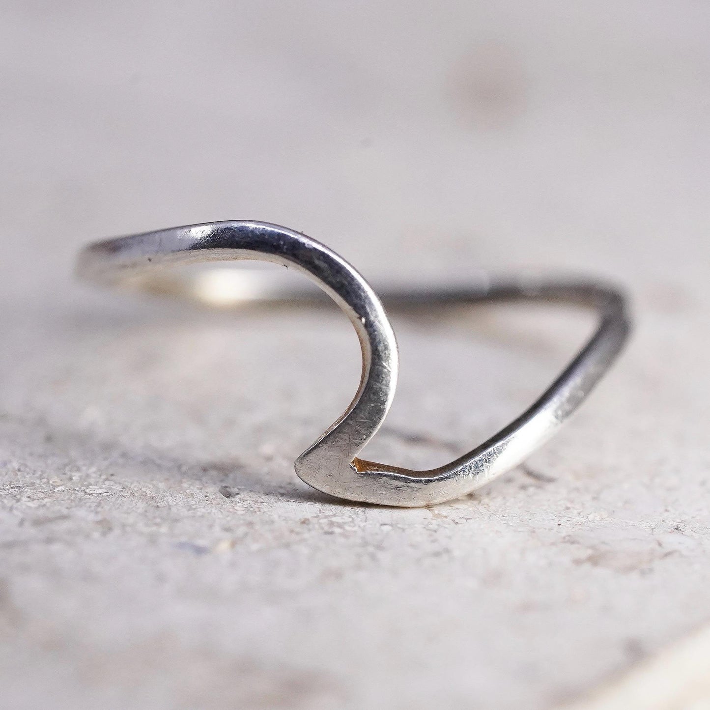 Size 7, VTG Sterling silver handmade wavy wave ring, stackable 925 band wave