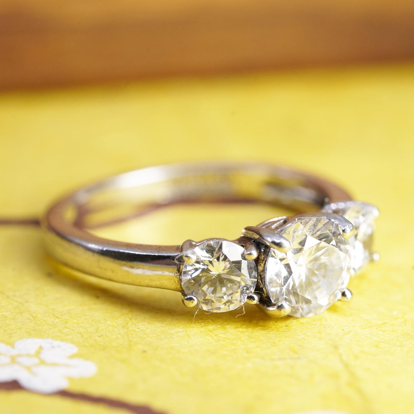 Size 10, vintage Sterling 925 silver anniversary ring with clear cz