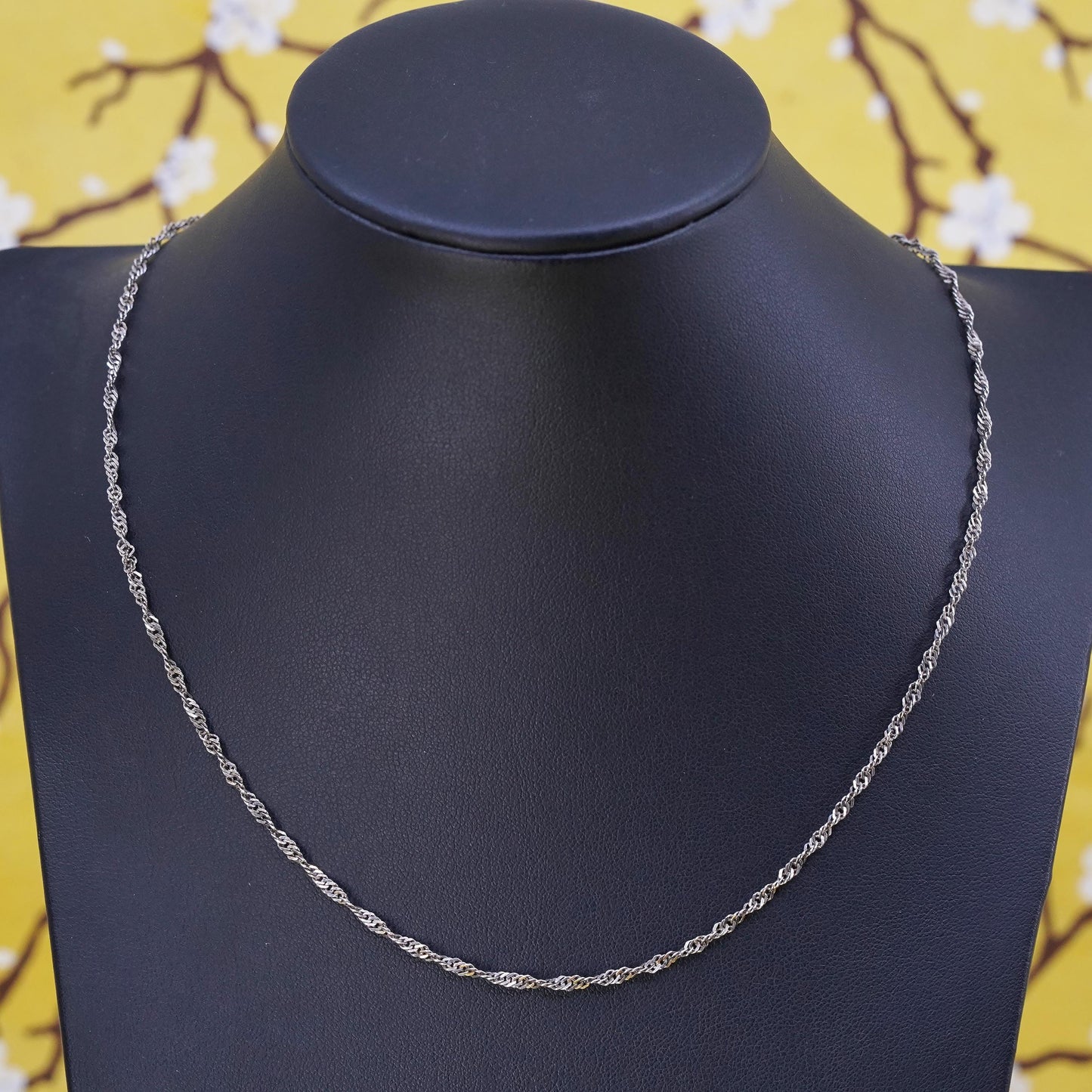 18”, 2mm, vintage Sterling silver necklace, 925 twisted curb chain