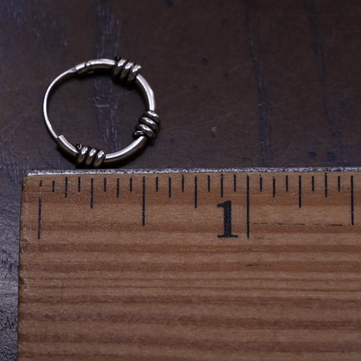 0.5”, Vintage sterling silver single earring, 925 huggie hoop with wires detail