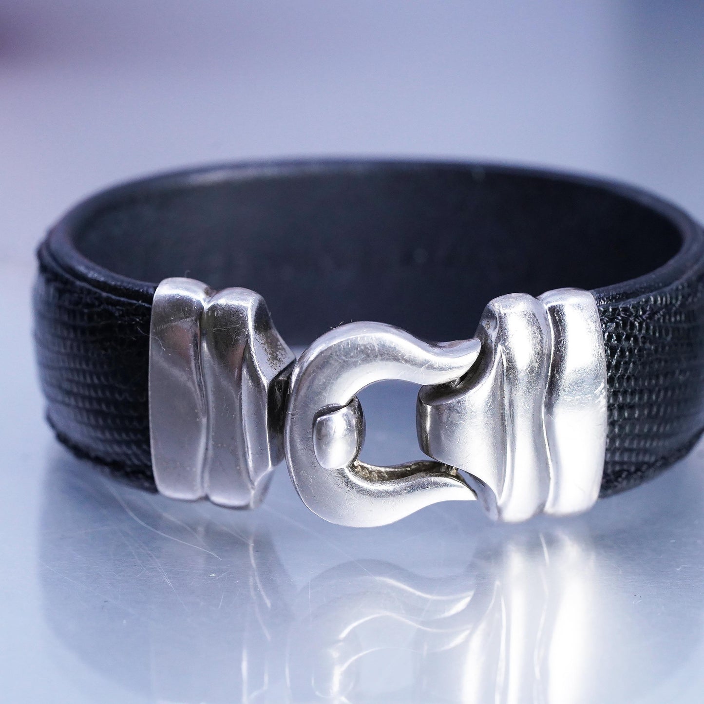 5.5", Industria Argentina Sterling 925 Silver Bracelet, Lizard Leather bangle