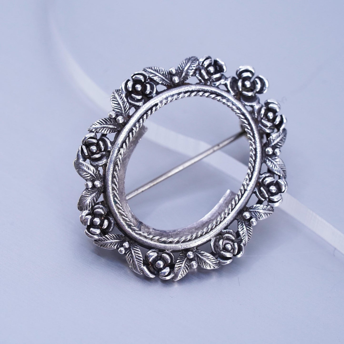 Vintage sterling silver handmade brooch, 925 flower oval photo pin