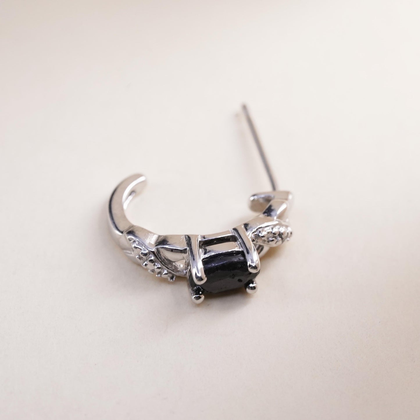 Vintage single 1 earring. Sterling 925 silver huggie stud with diamond spinel