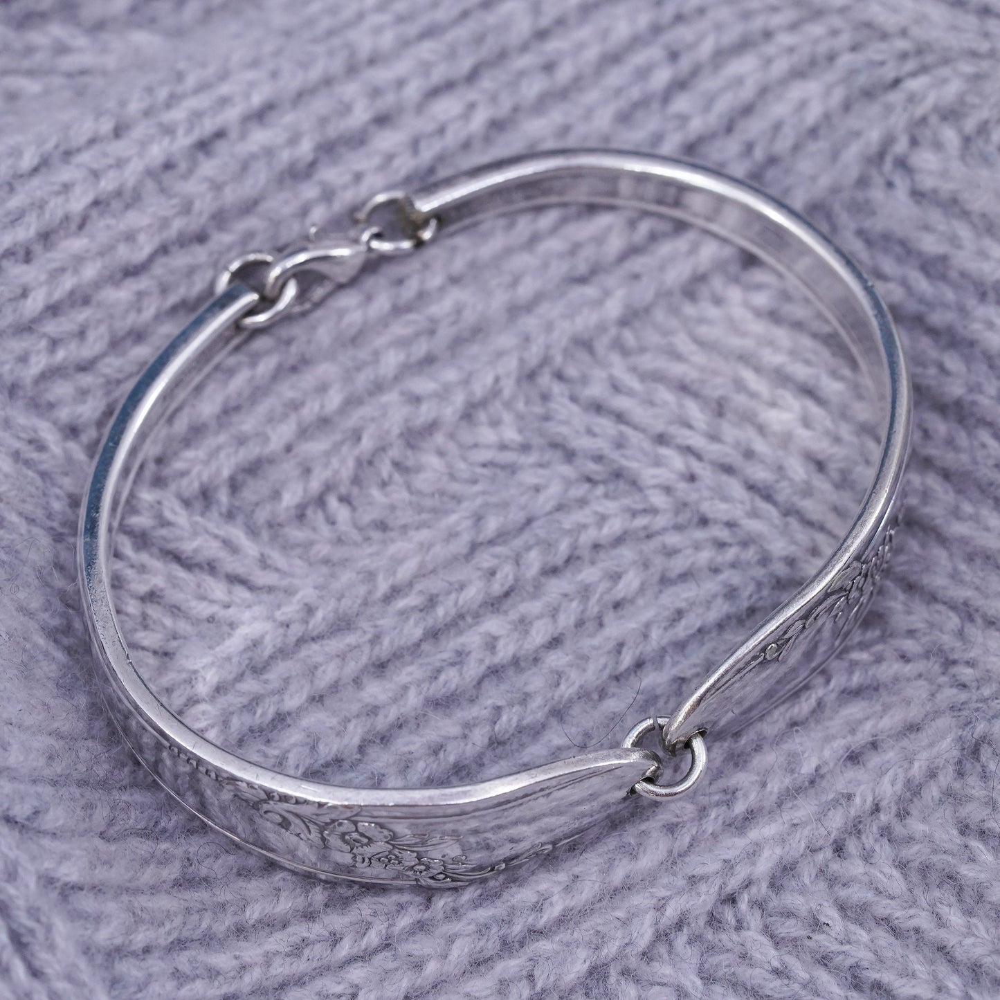 7.5” vintage Silver Tone spoon bracelet, stamped community on the spoon