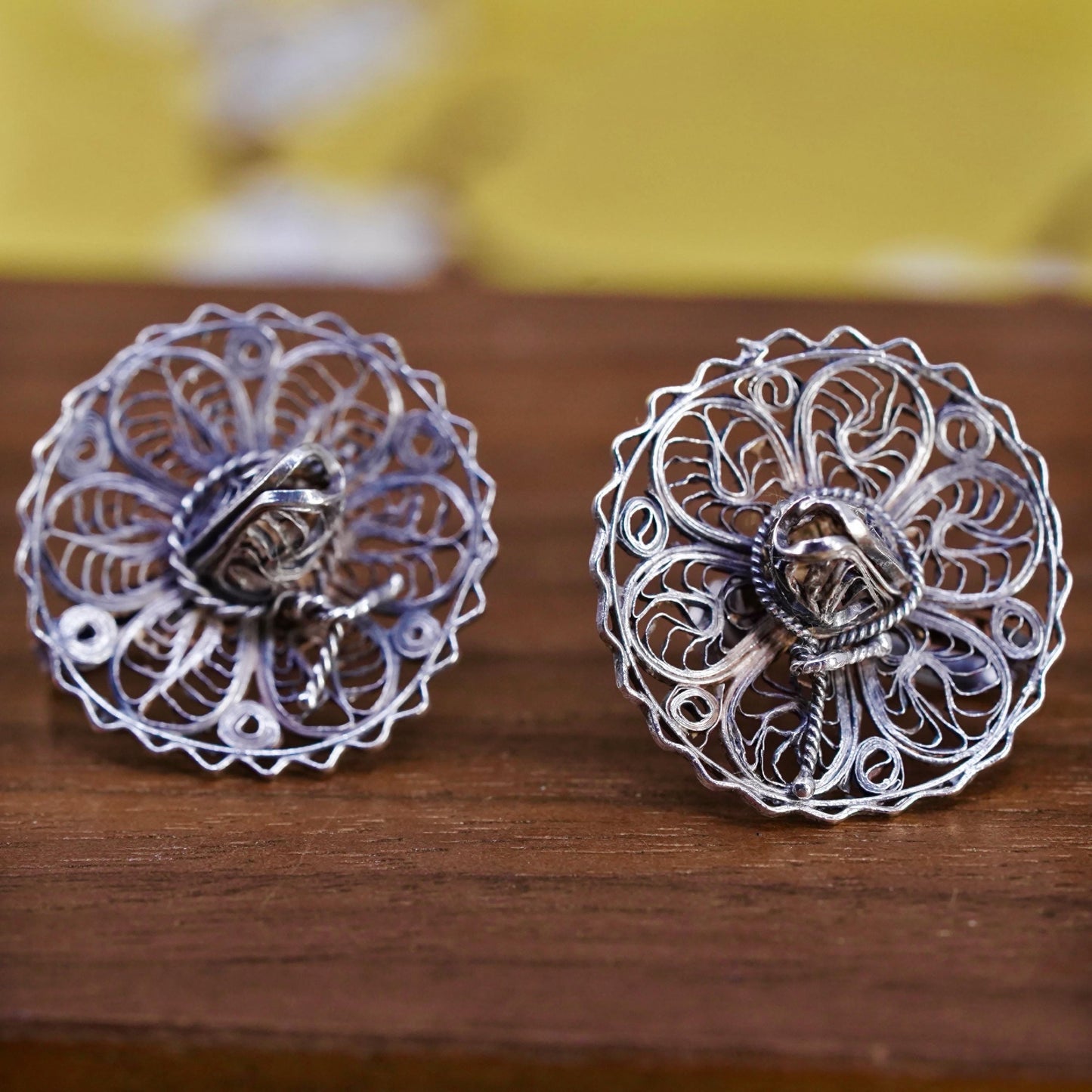 Mexican Sterling silver screw back earrings, 925 filigree mexican hat sombrero