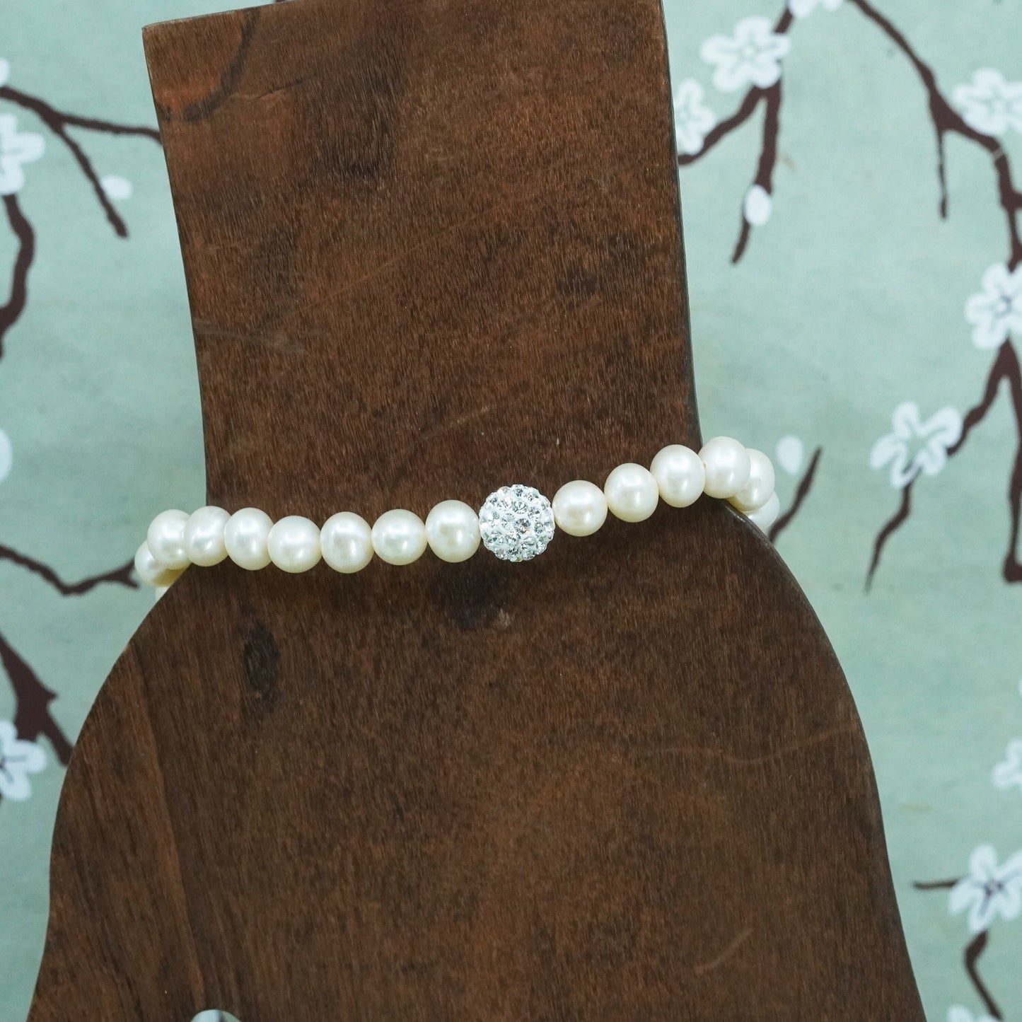 6.25”, Vintage handmade bracelet, freshwater pearl with elastic band