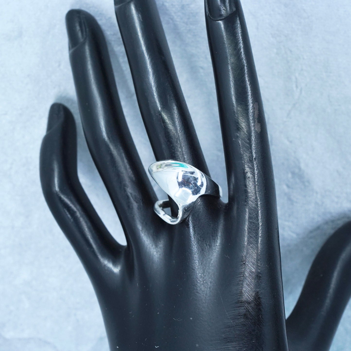 Size 9, vintage modern Sterling 925 silver handmade ring, wavy band