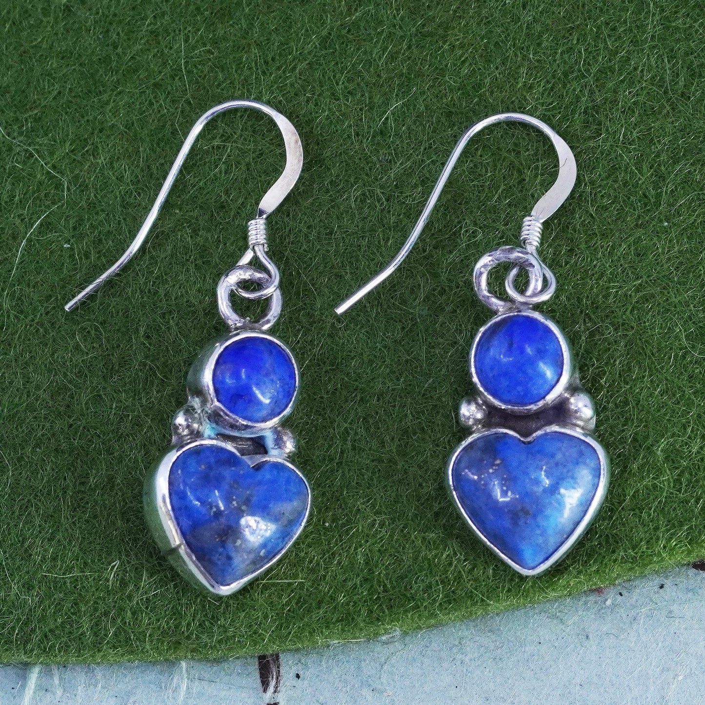 Native American KE sterling silver 925 handmade earrings with heart sodalite