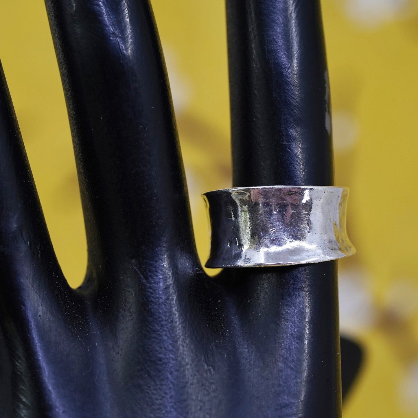 size 6, vintage Mexican Sterling silver handmade ring, 925 wide ribbed band