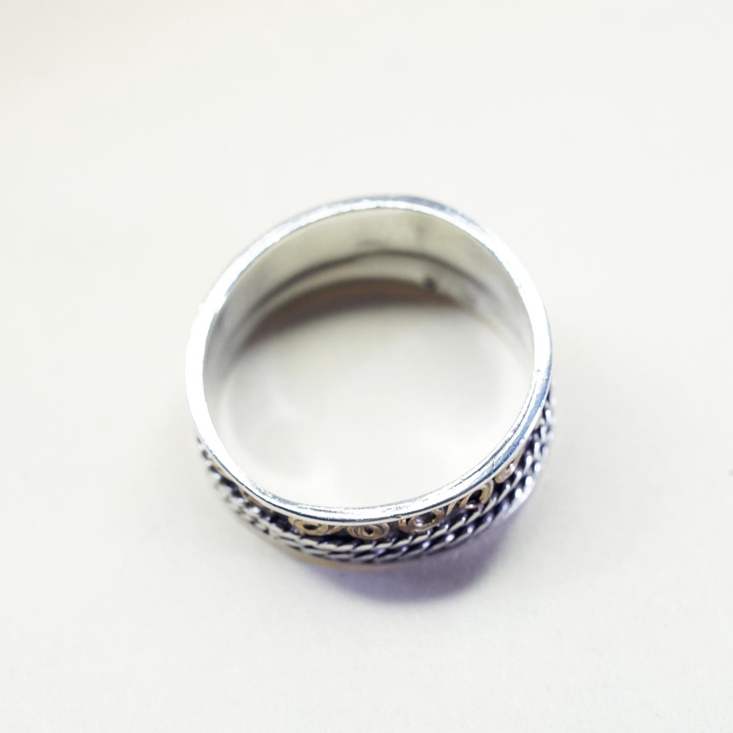 Size 5.5, Vintage two tone Sterling silver ring, 925 band with copper spiral