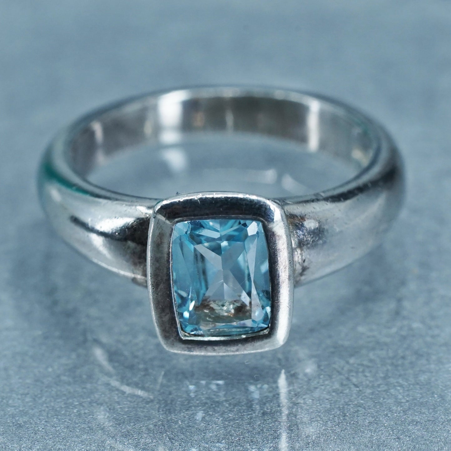 Size 7, vintage Sterling 925 silver handmade ring with blue topaz