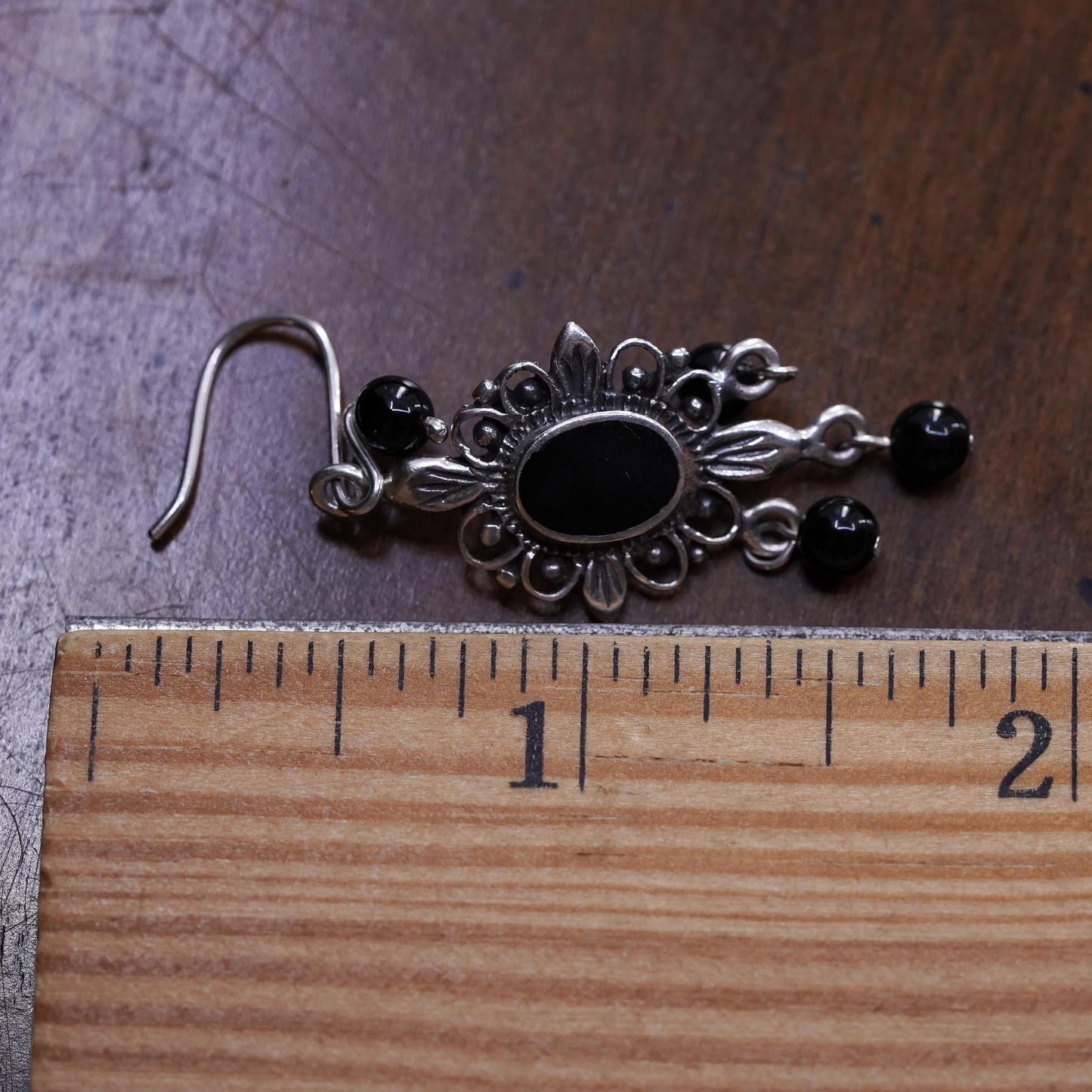 Vintage handmade single 1 earring. Sterling 925 silver dangle with onyx beads