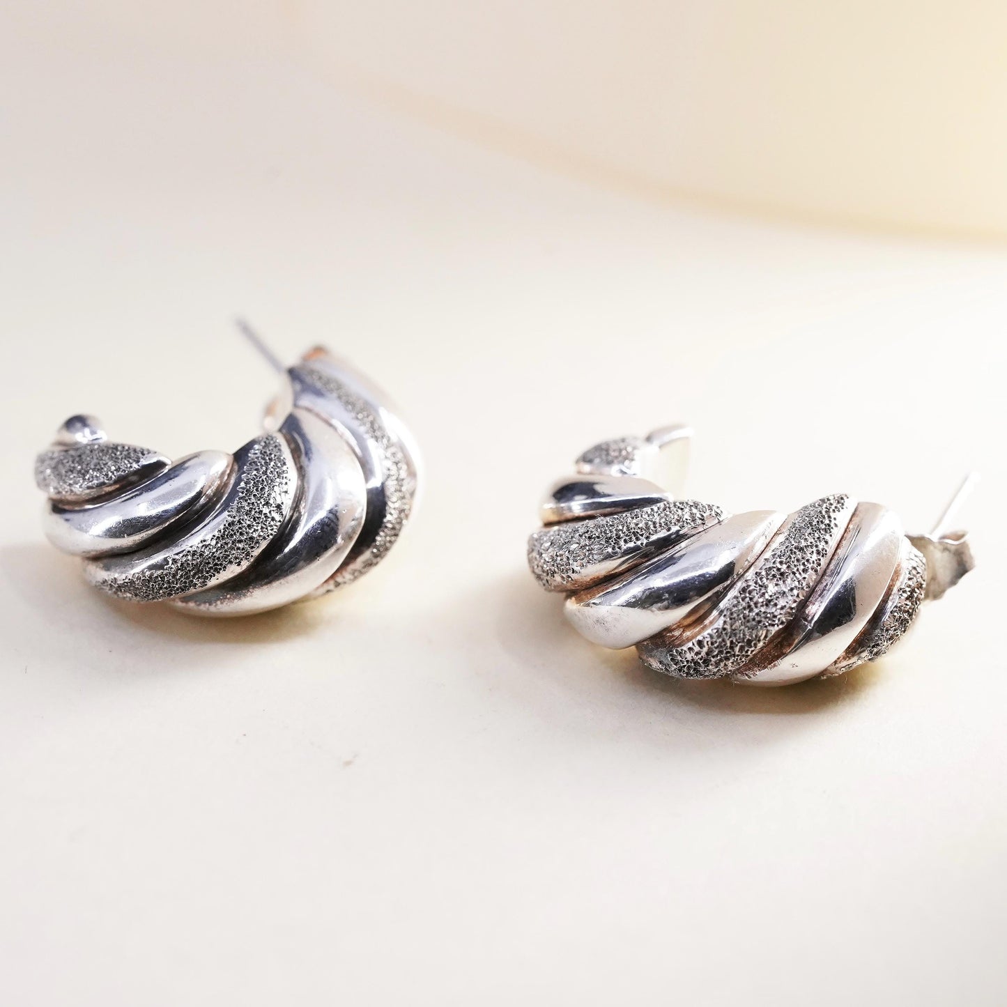 0.75”, VTG Sterling silver bold earrings, textured 925 glittering Huggie studs