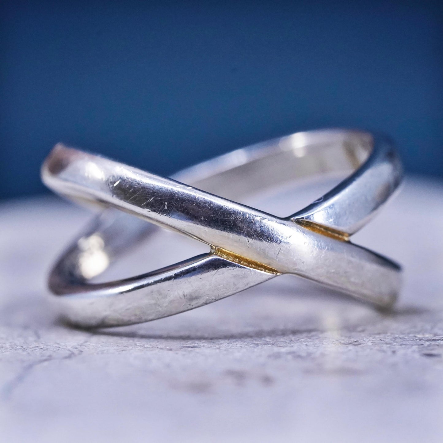 Size 8, vintage sterling silver handmade ring, 925 entwined band