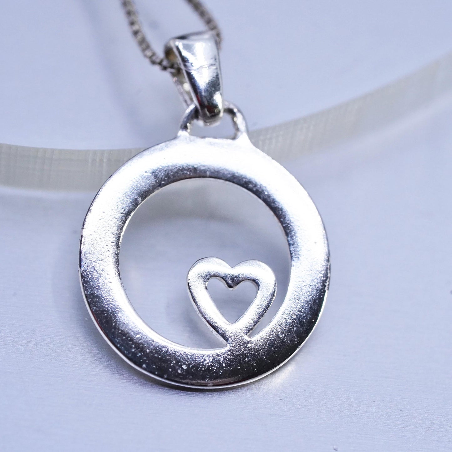 18", Sterling 925 silver pendant necklace circle heart pendant sisters friends
