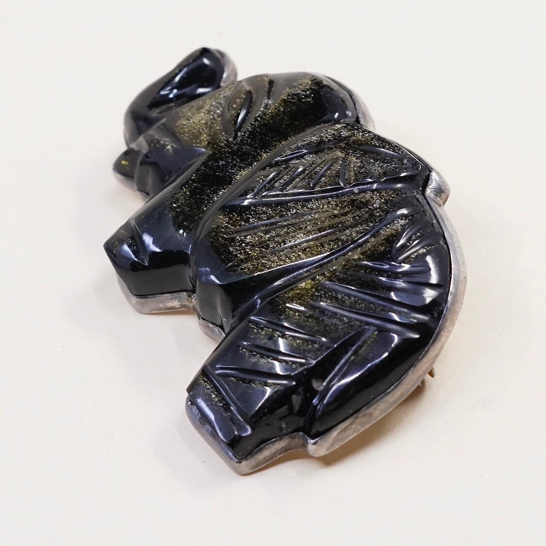 Vintage sterling silver handmade brooch, fine 925 silver engraved onyx elephant pin, silver Tested