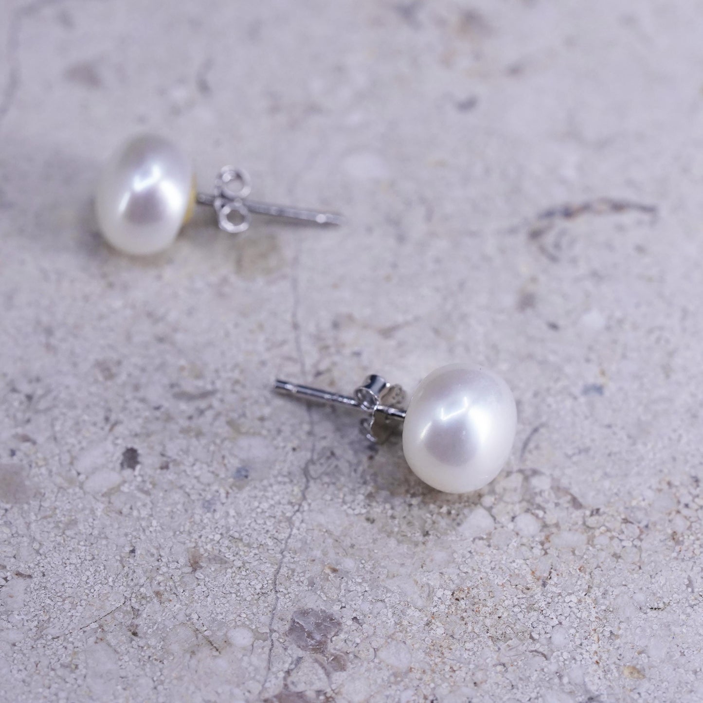 7mm, Sterling 925 silver with freshwater pearl studs earrings