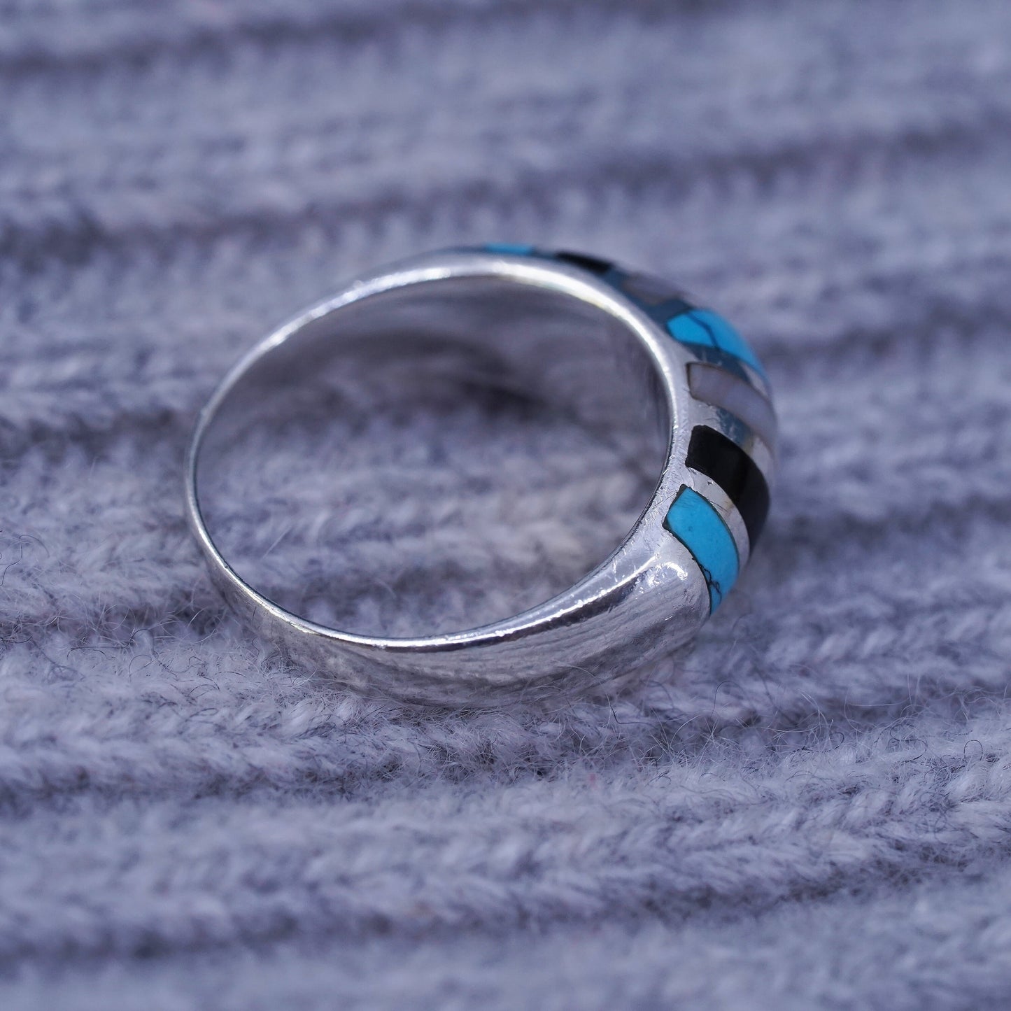 Size 6.5, Sterling 925 silver ring, Native American, southwestern turquoise