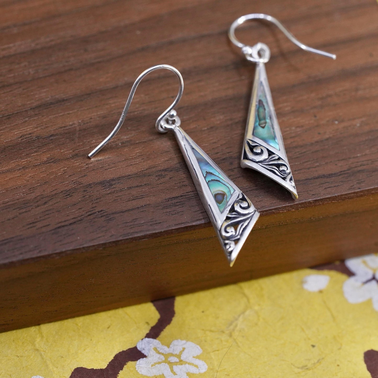 Vintage Sterling 925 silver handmade filigree earrings with abalone inlay