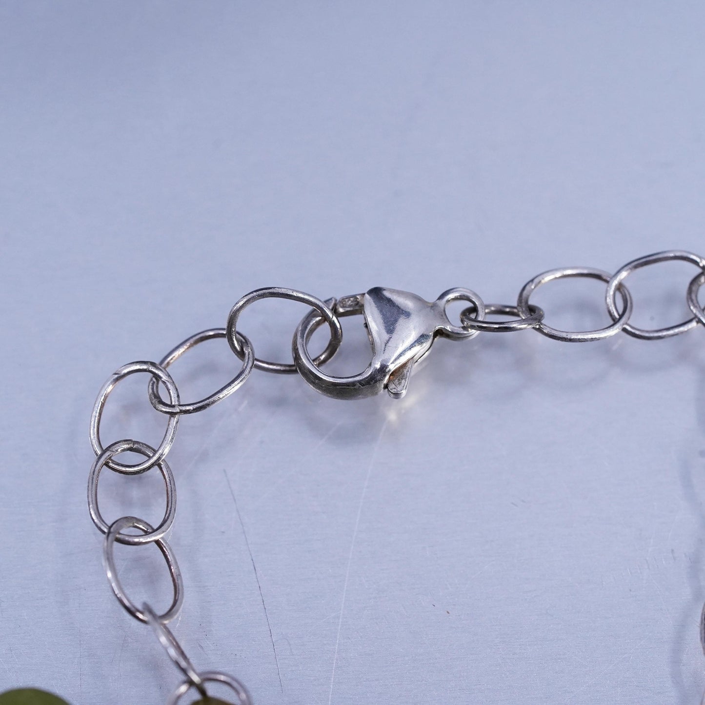 19" Sterling 925 silver flatten oval chain necklace jade looking rubber pendant