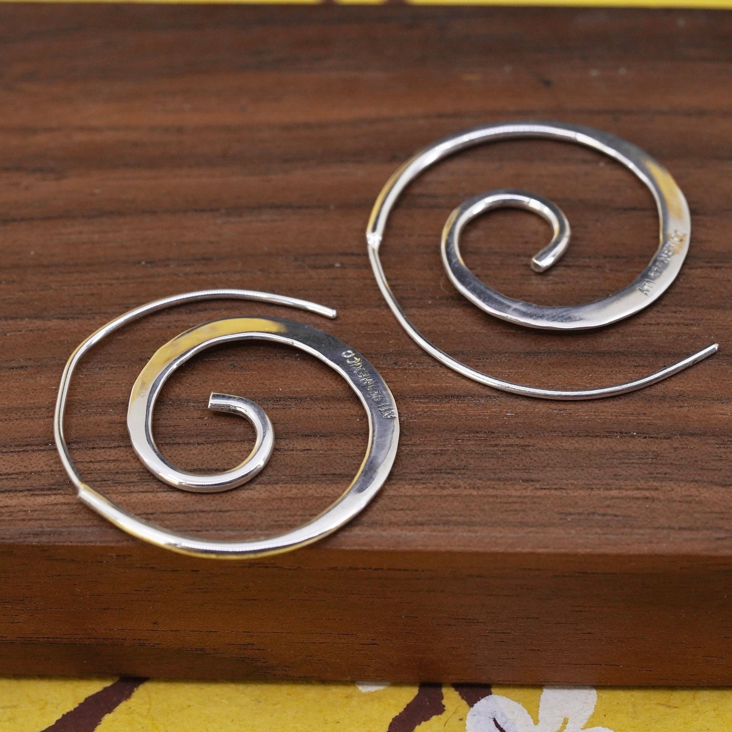 Mexican Sterling silver handmade earrings, 925 Hammered swirly sprial dangles