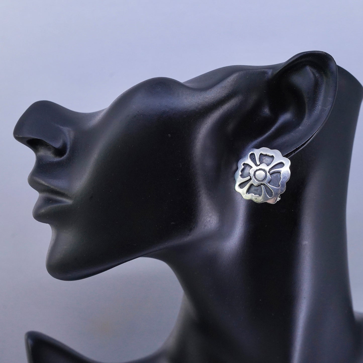 Vintage Mexican Sterling 925 silver handmade earrings, floral screw back