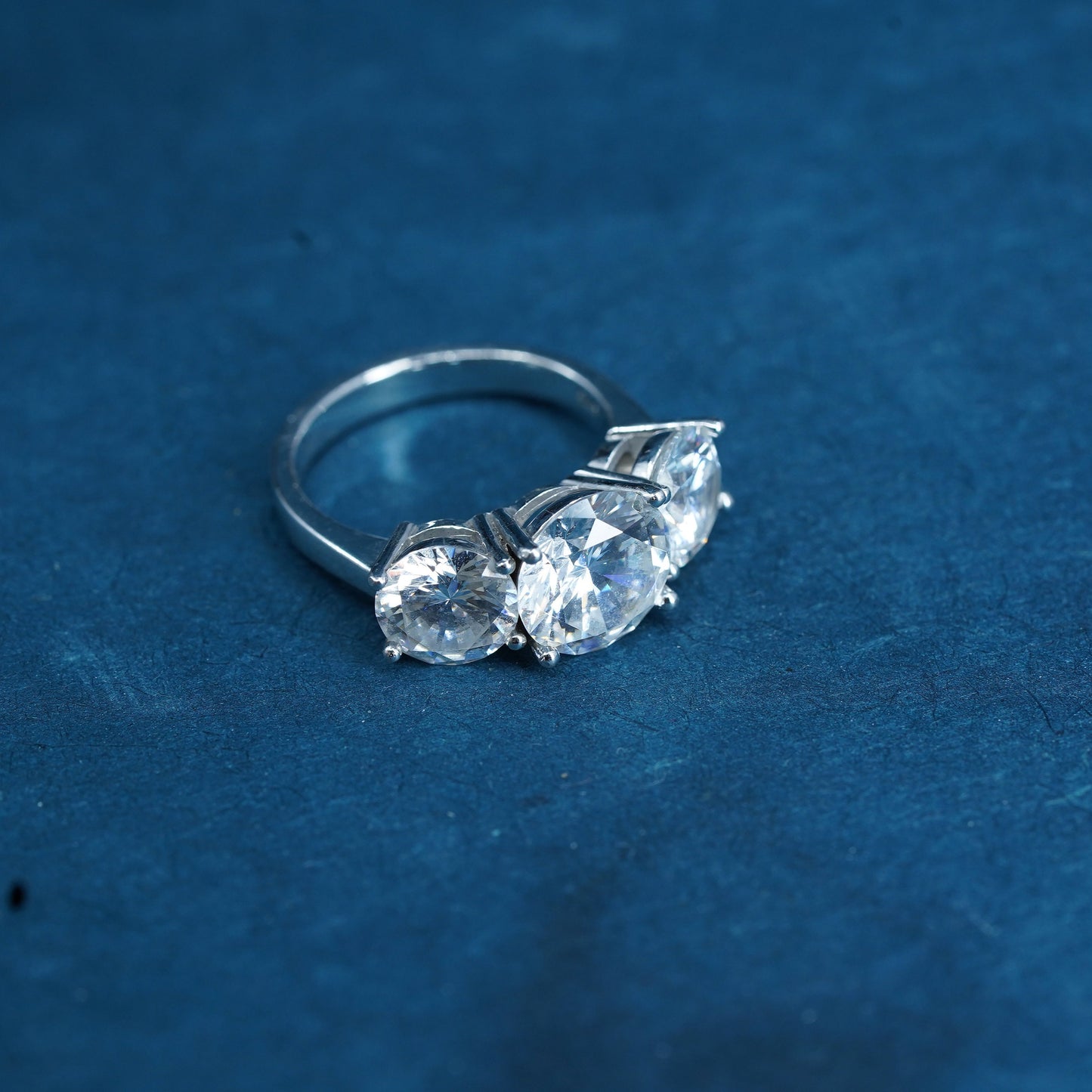 Size 8, vintage Sterling 925 silver handmade ring with cluster Cz