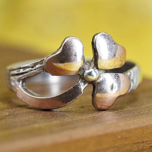 Size 8.5, vintage Sterling 925 silver brass clover flower ring