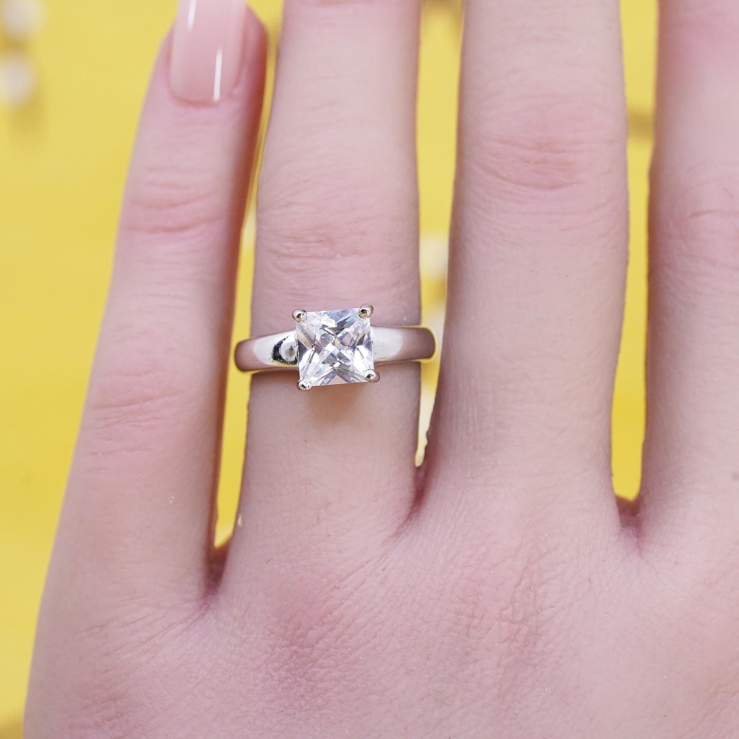 Size 6, vintage Sterling 925 silver anniversary ring with square clear cz