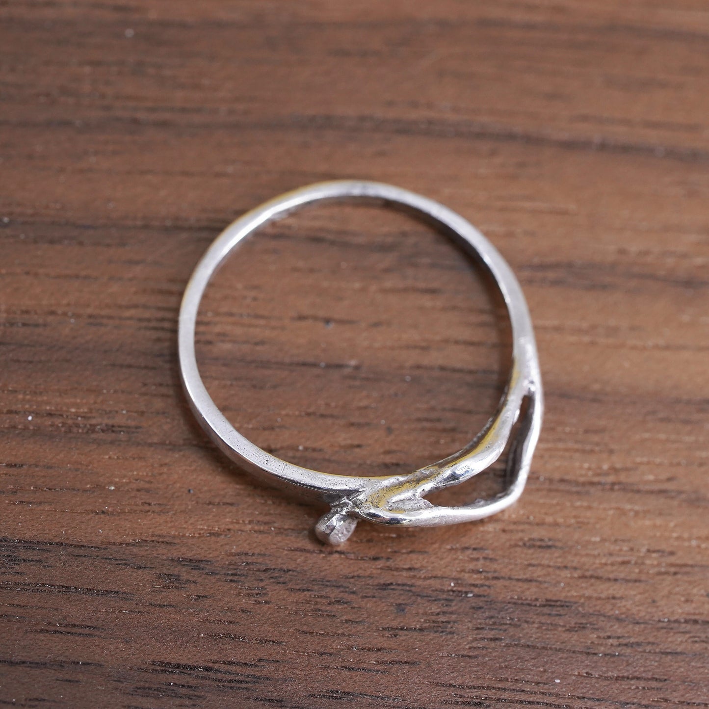 size 7.5, VTG southwestern sterling silver 925 body ring woman hug love band