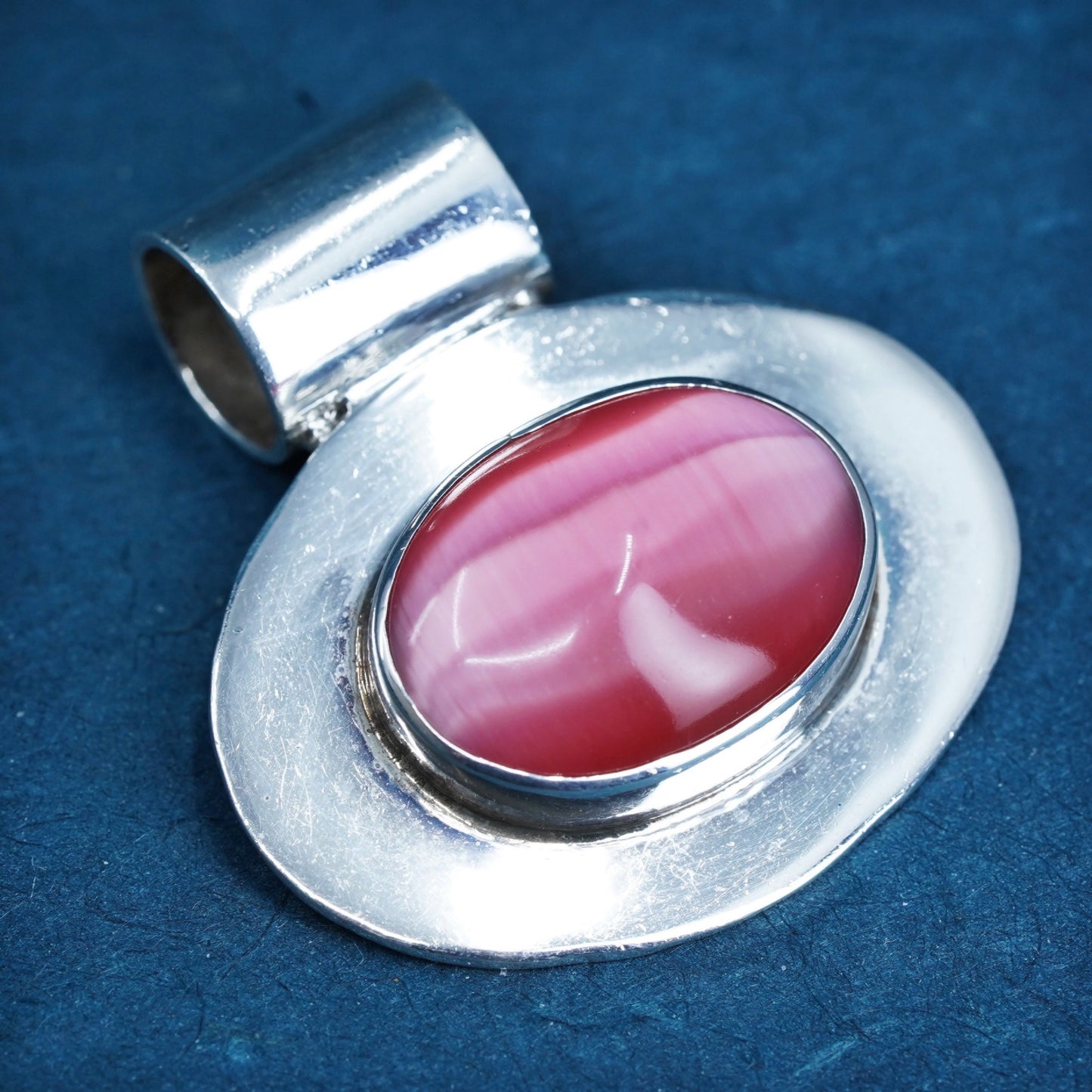Vintage Mexican Sterling silver handmade pendant, 925 charm oval pink cat eye