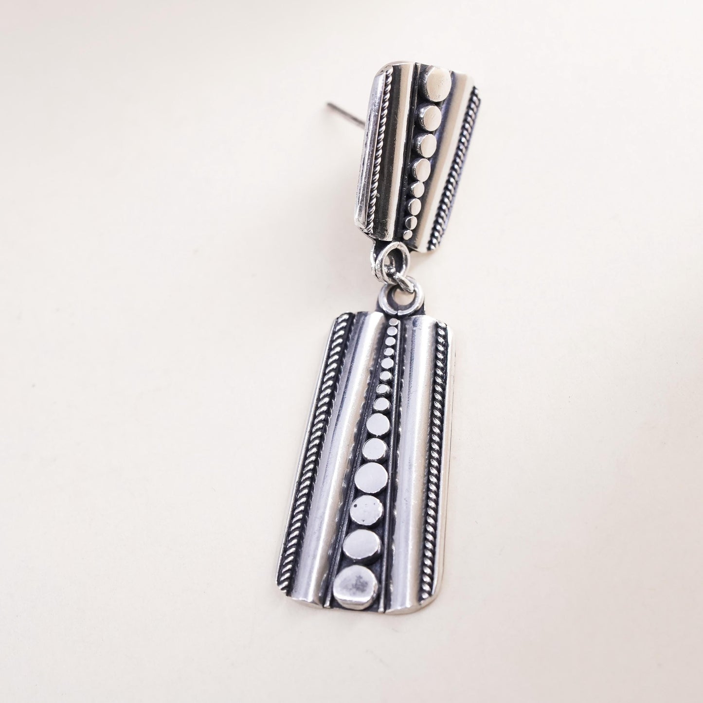 vintage southwestern sterling silver 925 handmade single bead earring