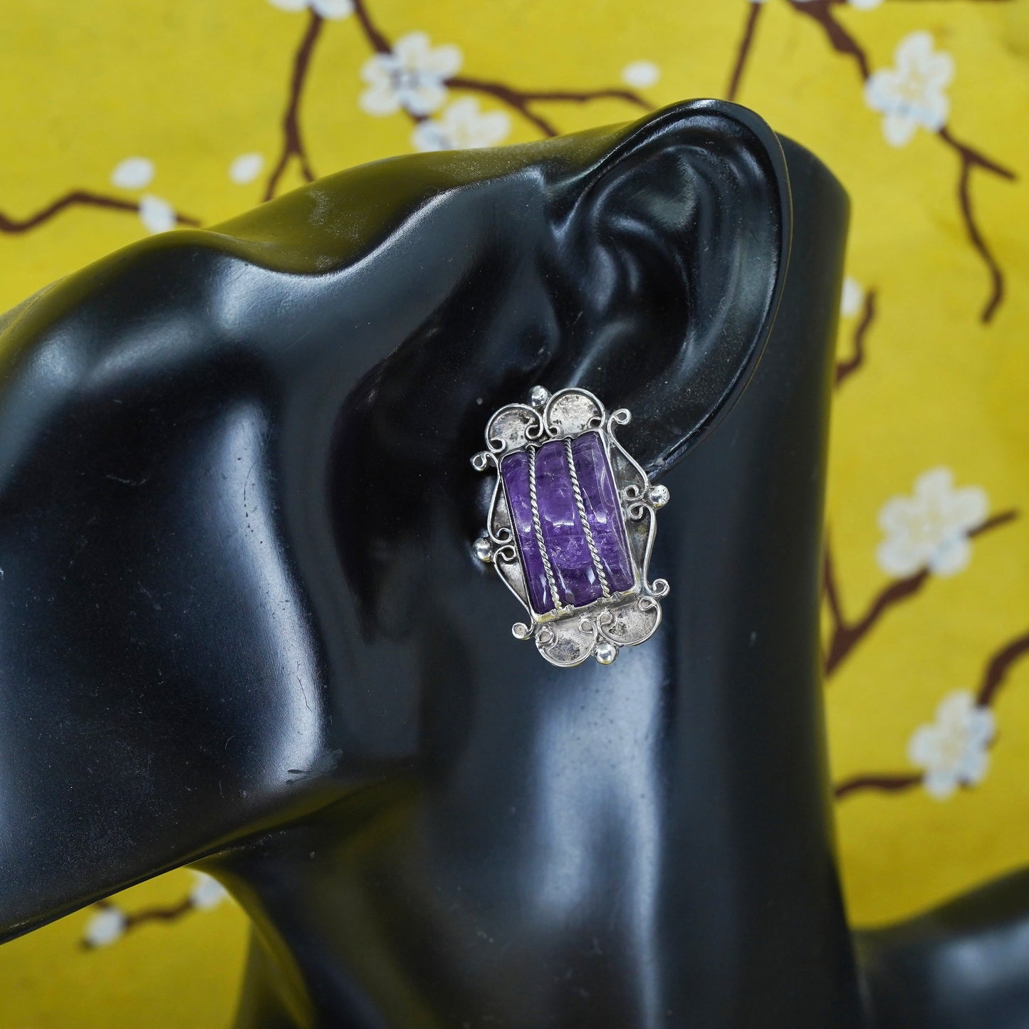 Vintage Mexico Sterling silver 925 handmade screw back earrings with amethyst