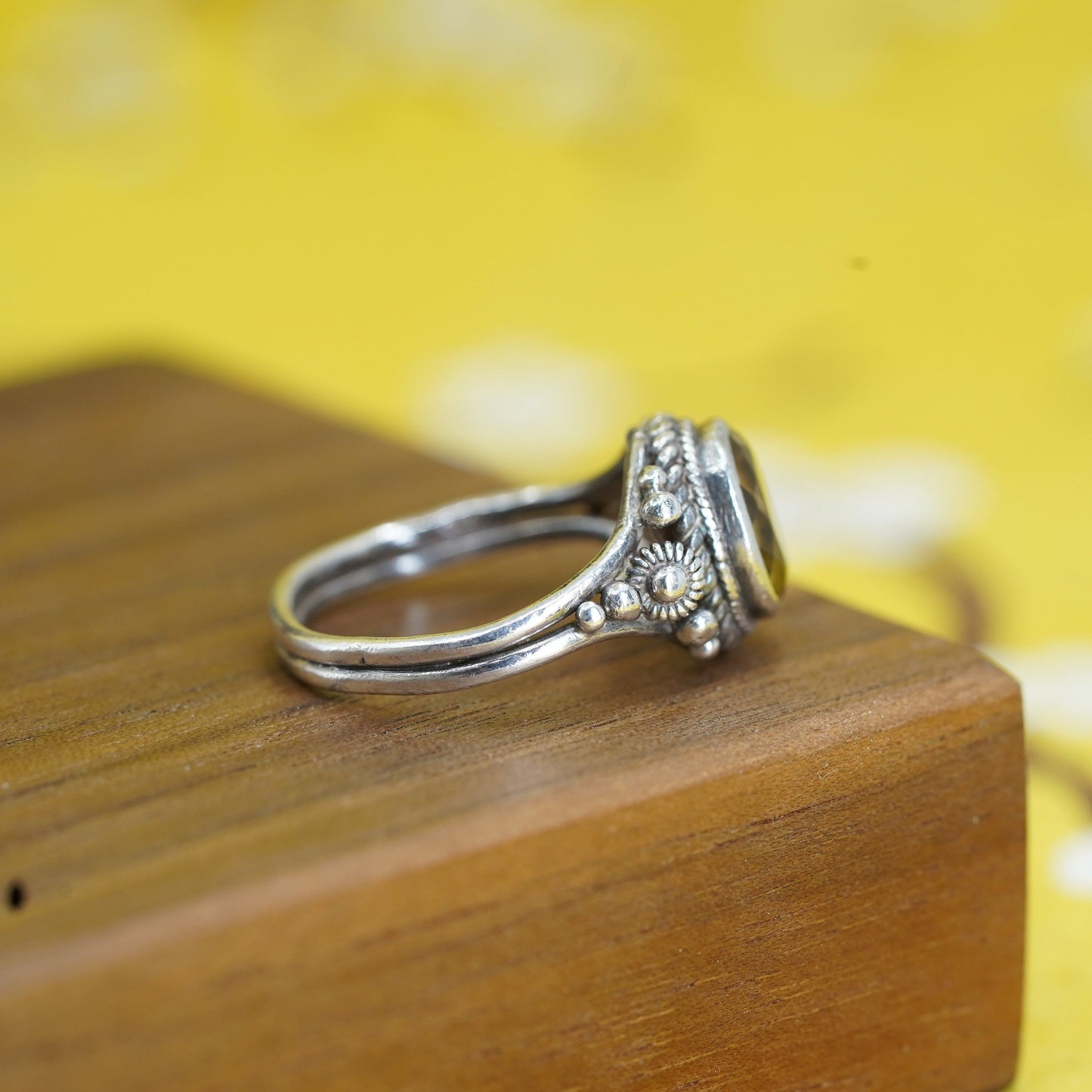 Size 7, vintage Sterling 925 silver handmade statement ring with citrine beads