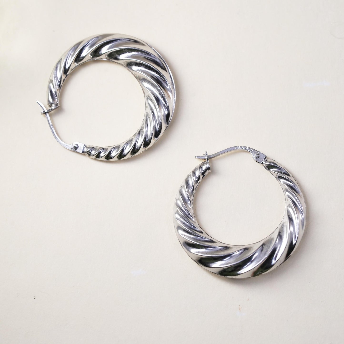 0.75”, Vintage sterling 925 silver loop earrings, primitive ribbed hoops