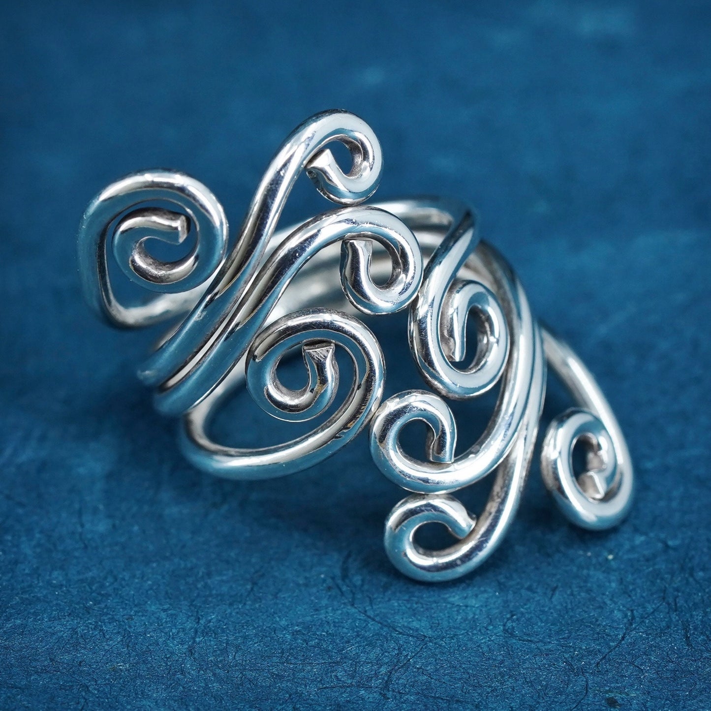 Size 6.75, vintage Sterling silver handmade ring, 925 wide swirly sprial band