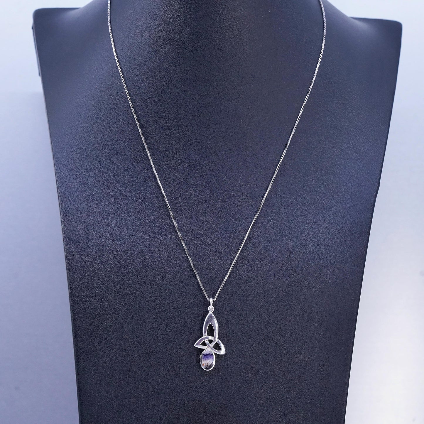 18", Sterling 925 silver box necklace Irish Celtic knot landscape agate pendant
