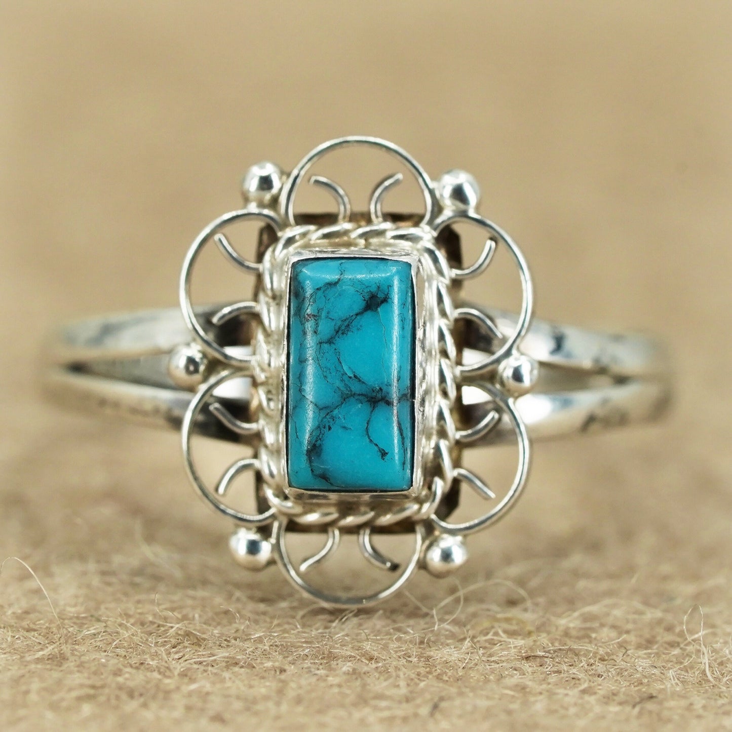 Size 7, Native American navajo Sterling 925 silver handmade ring with turquoise