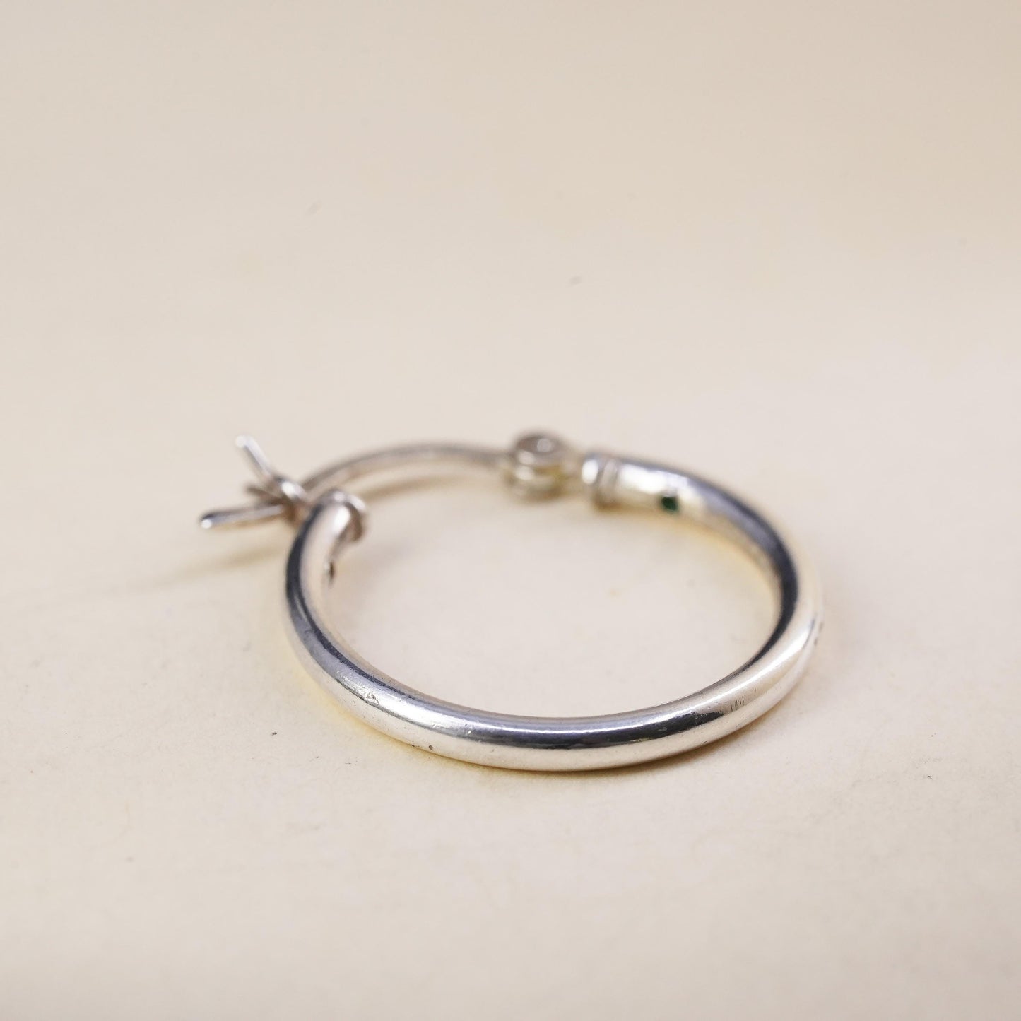0.75”, Vintage sterling silver loop single earring, fashion primitive hoop