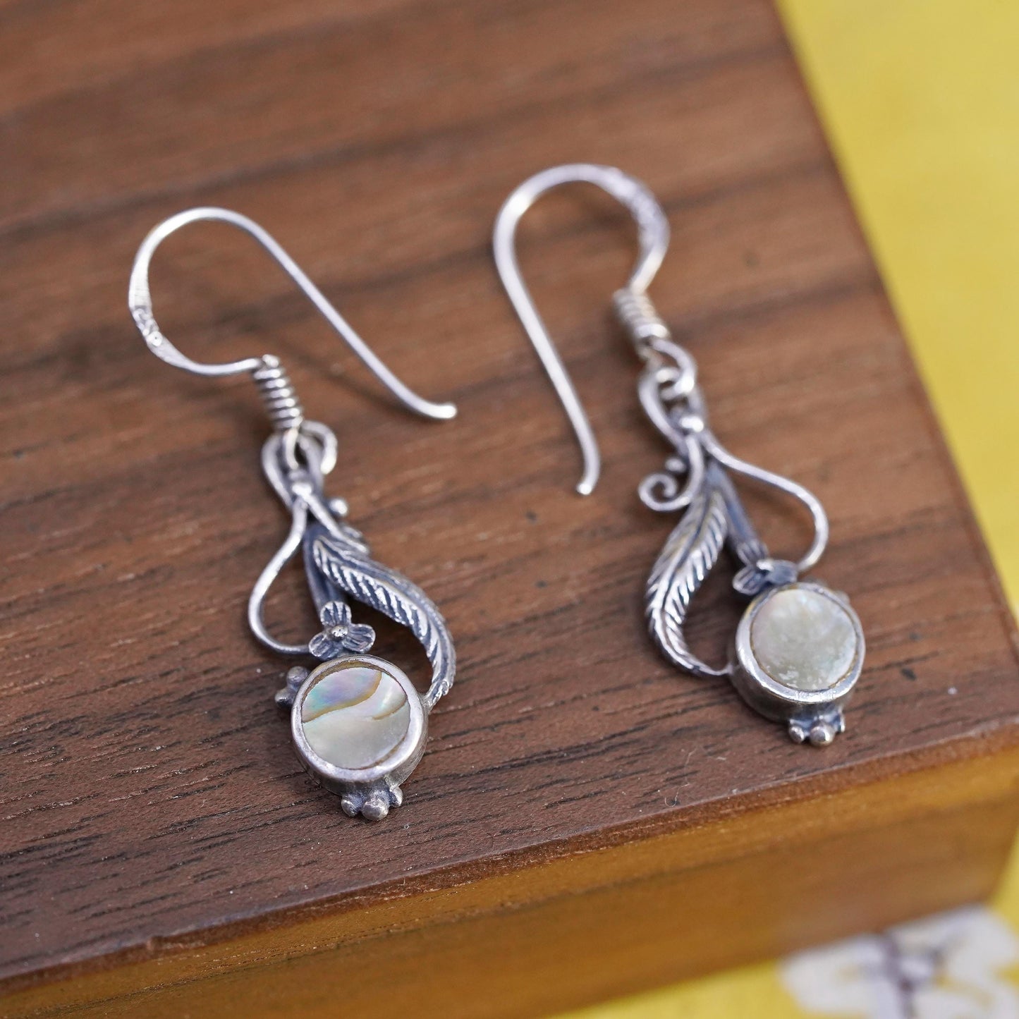 Vintage Sterling 925 silver handmade leaves earrings with abalone inlay