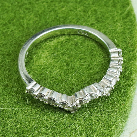 Size 6, vintage sterling 925 silver ring w/ cluster CZ, stackable wedding band