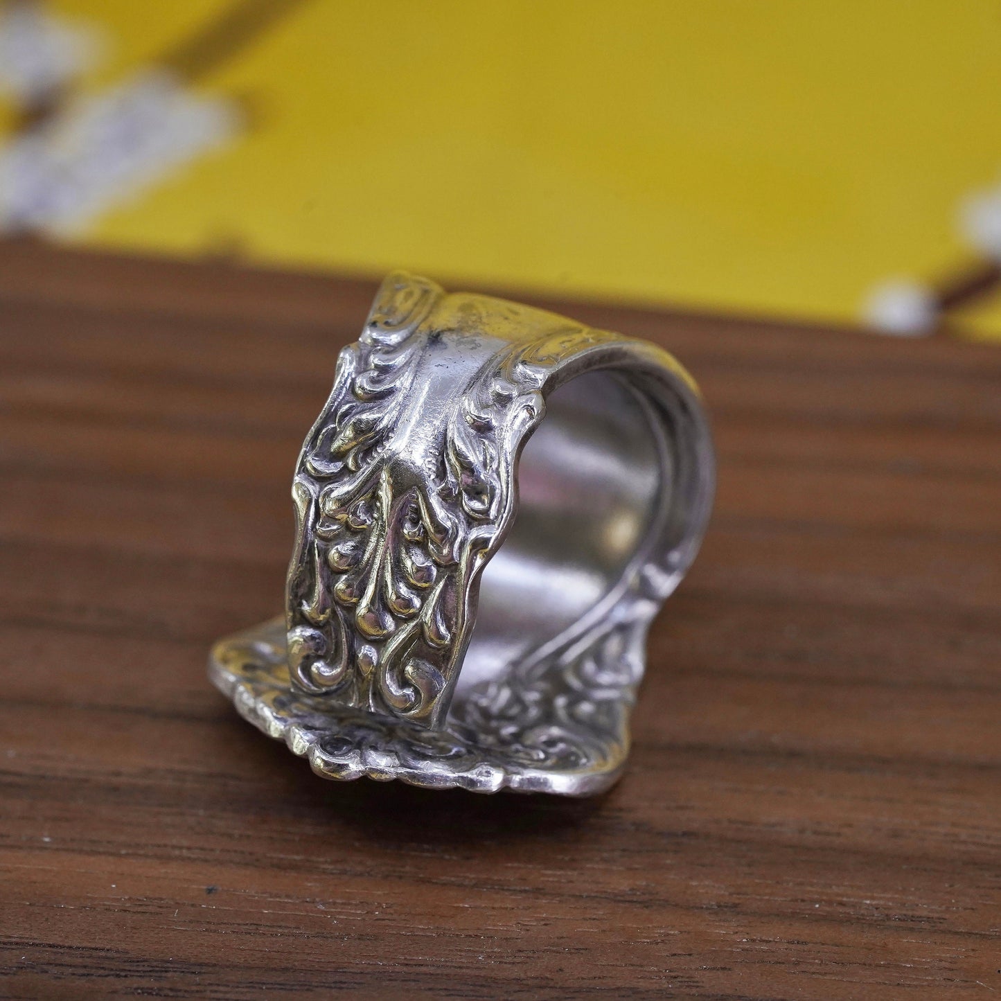 Size 7, vintage silver tone handmade spoon ring